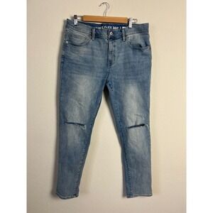 GapFlex 360 Womens‎ Sz 34x30 Jeans Slim Fit Light Wash Distressed Ripped Knee